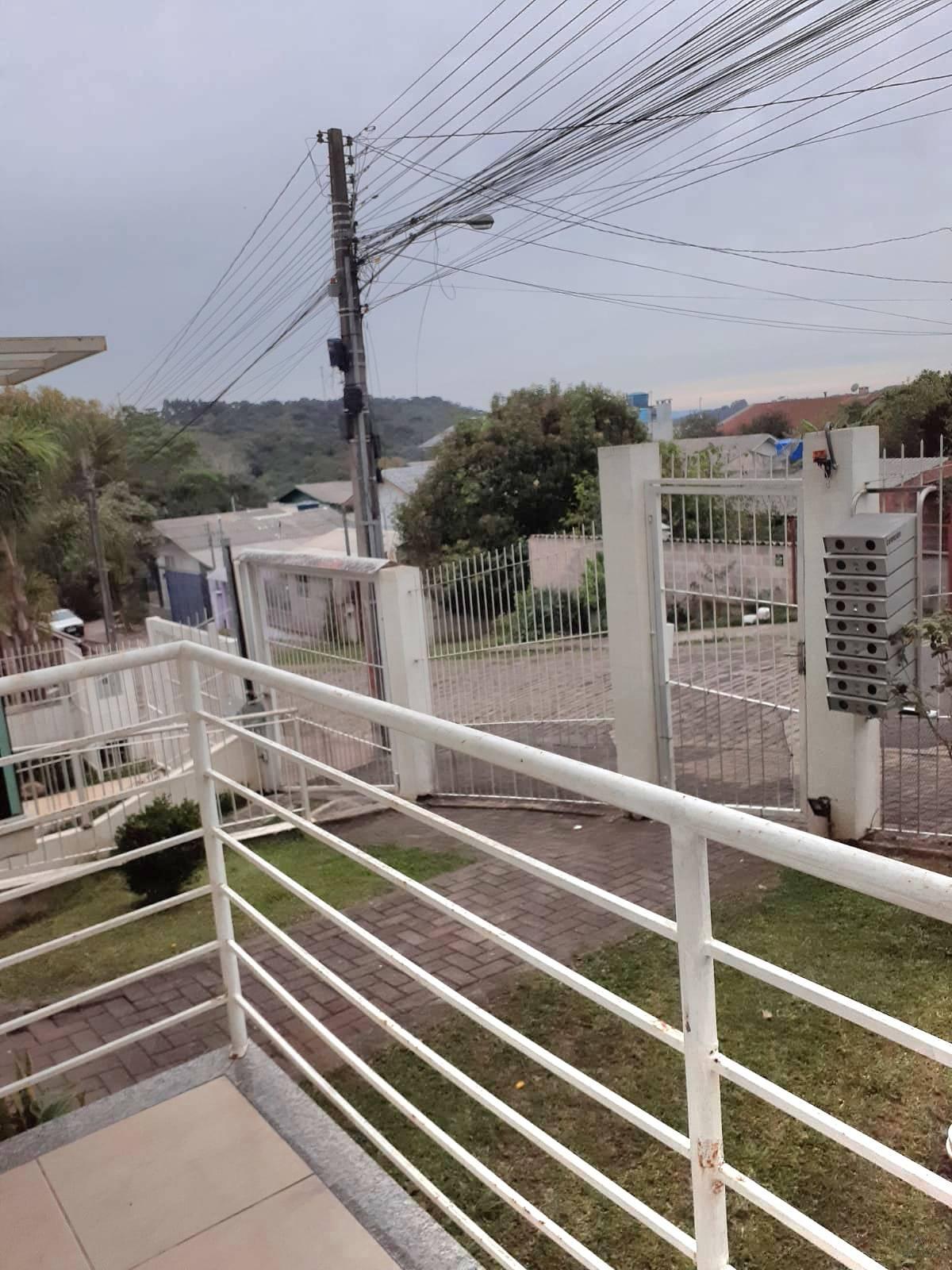 Apartamento Semi-mobiliado no Bairro Jardim Iracema - Corretora de Imóveis em Corretora da CAIXA em Caxias do Sul Dielle Chaves Mussoi CRECI 27.102J | 57.170F